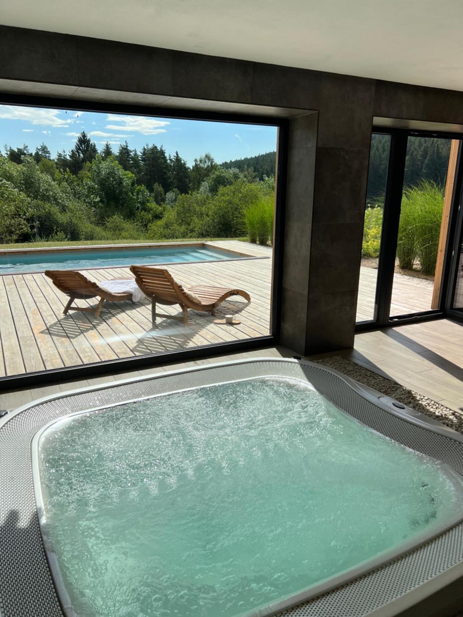 Vila Dvorecna Villa Loucovice Bagian luar foto